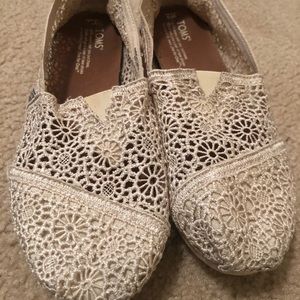 TOMS Lace Shoes Size 9